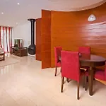 Sunny Lounge